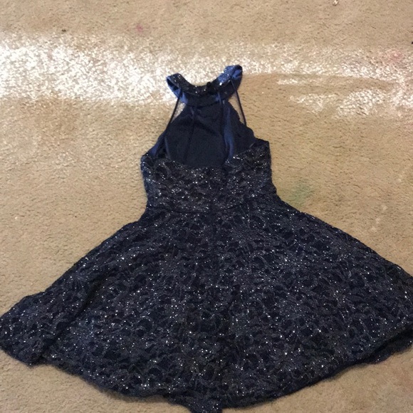 A navy blue dress with sparkles - Picture 4 of 6
